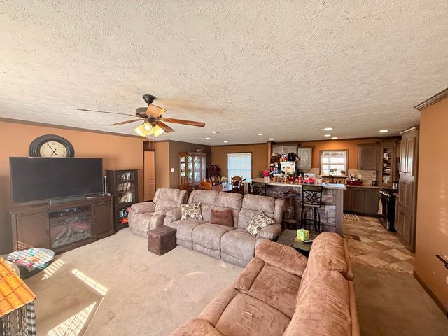 9598 Kentucky 1247, Waynesburg, KY 40489