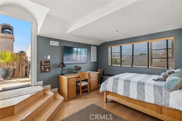 610 Marigold Avenue, Corona Del Mar (newport Beach), CA 92625