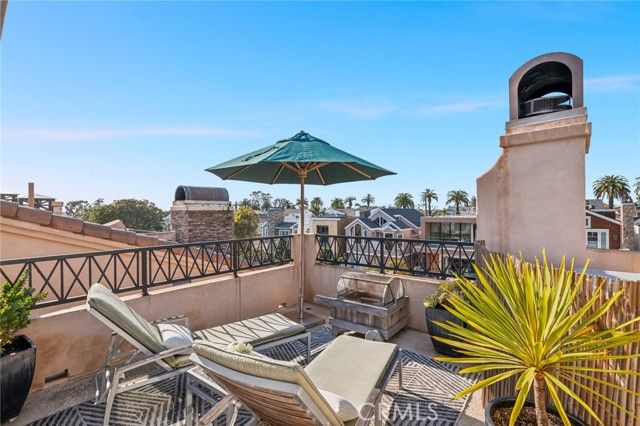 610 Marigold Avenue, Corona Del Mar (newport Beach), CA 92625