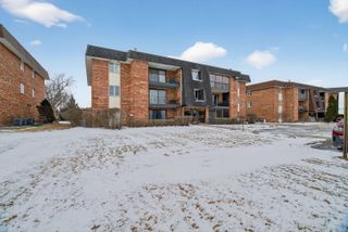 9122 W 140th Street 2NW, Orland Park, IL 60462