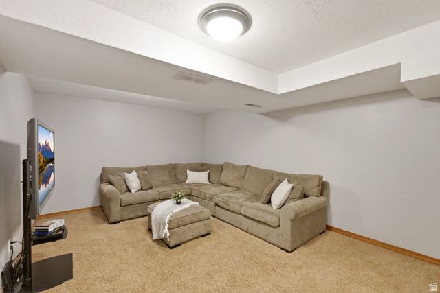 2073 E VILLAGE POINT WAY, Sandy, UT 84093