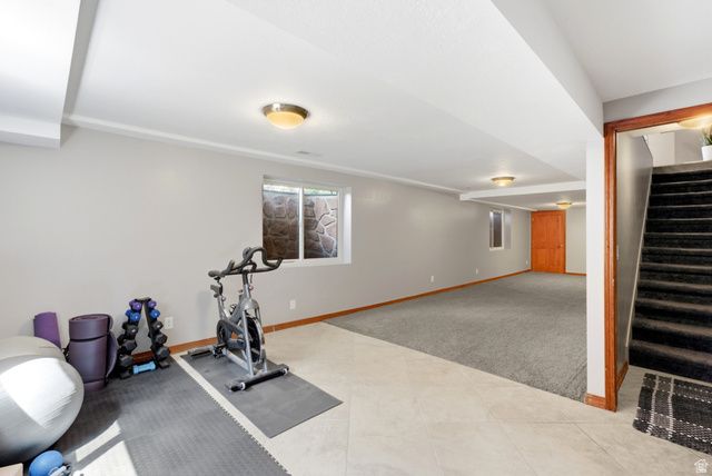 2073 E VILLAGE POINT WAY, Sandy, UT 84093