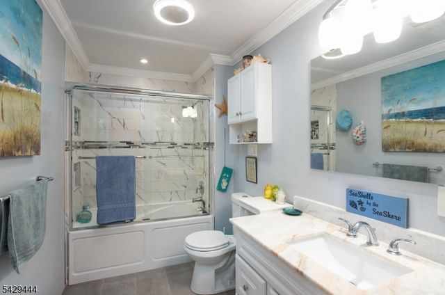 89 Vaughan Dr 89, Newark City, NJ 07103