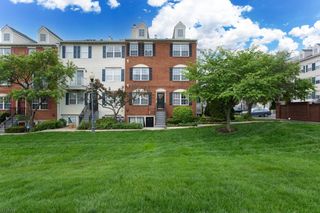 89 Vaughan Dr 89, Newark City, NJ 07103