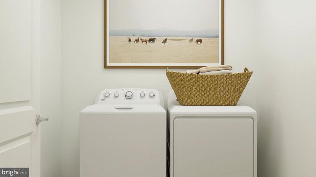 13 OLD SCHOOL HOUSE RD, Sicklerville, NJ 08081