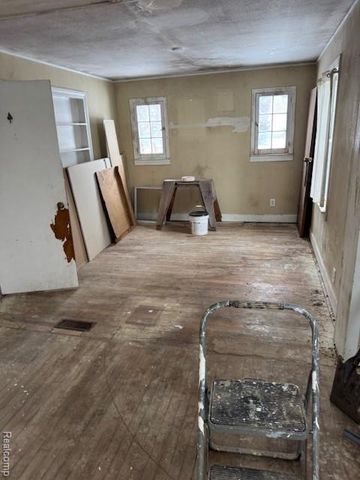 4481 Radnor Street, Detroit, MI 48224