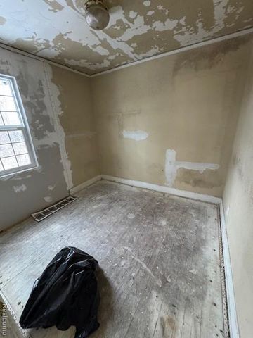 4481 Radnor Street, Detroit, MI 48224