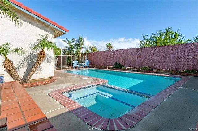 1057 W Carter, Rialto, CA 92376