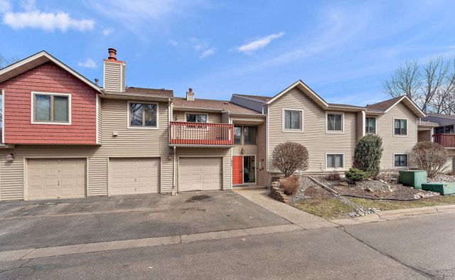 6097 Courtly Alcove F, Woodbury, MN 55125