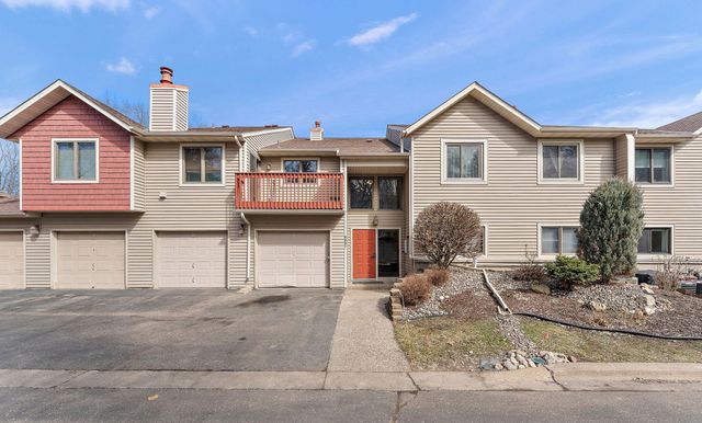 6097 Courtly Alcove F, Woodbury, MN 55125