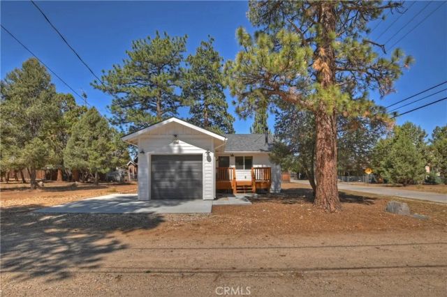 901 Ash Lane, Big Bear City, CA 92314