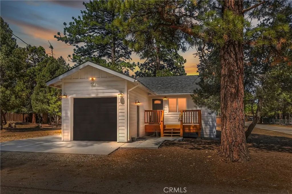 901 Ash Lane, Big Bear City, CA 92314
