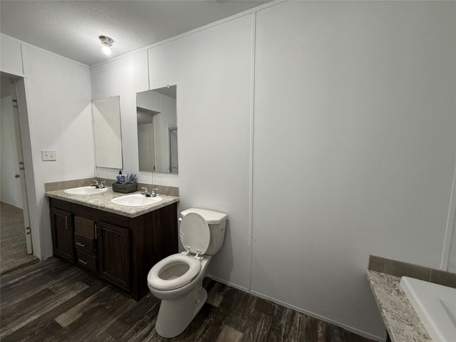 9505 Janet Street, Hawk Cove, TX 75474