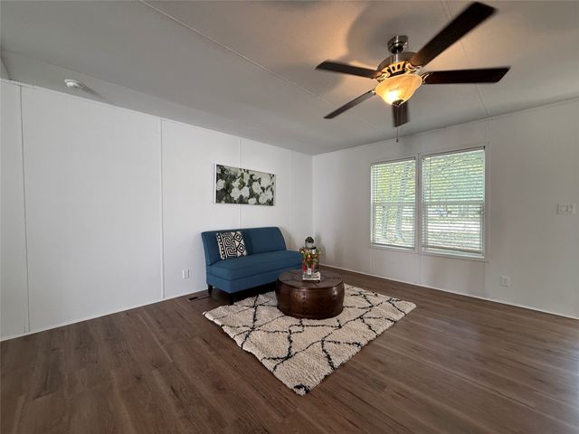 9505 Janet Street, Hawk Cove, TX 75474
