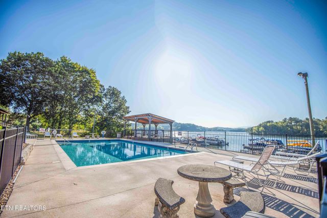 213 Northshore Drive, Greenback, TN 37742