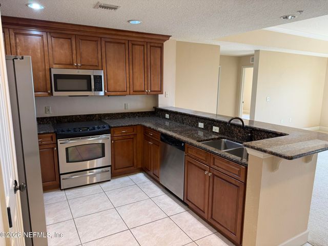 1478 RIVERPLACE Boulevard 1708, Jacksonville, FL 32207