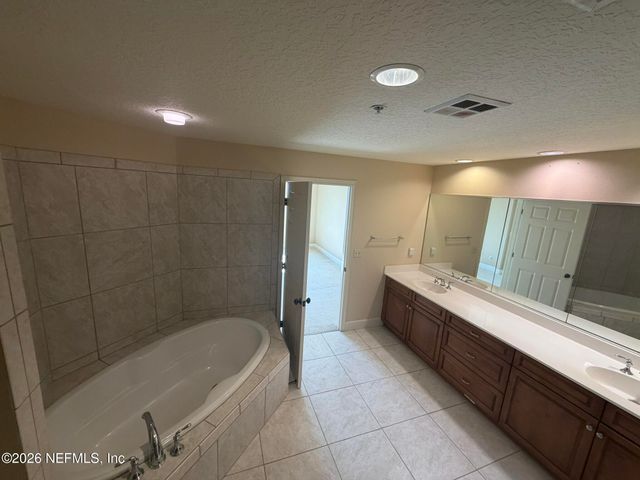 1478 RIVERPLACE Boulevard 1708, Jacksonville, FL 32207