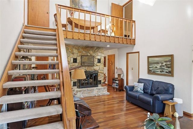 644 Piney Point RD, Virginia Beach, VA 23452