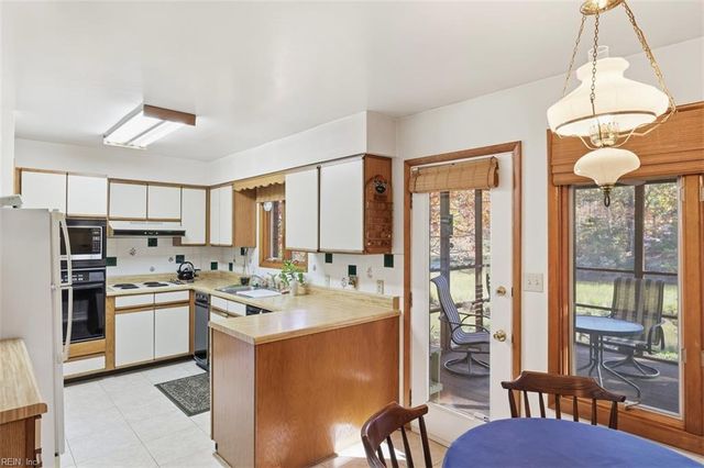 644 Piney Point RD, Virginia Beach, VA 23452