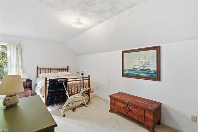 644 Piney Point RD, Virginia Beach, VA 23452