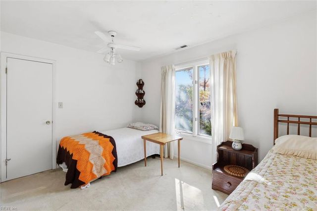 644 Piney Point RD, Virginia Beach, VA 23452