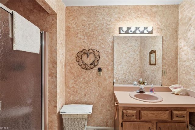 644 Piney Point RD, Virginia Beach, VA 23452