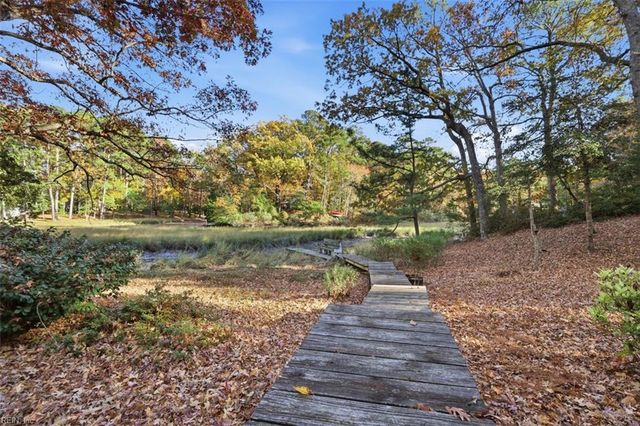 644 Piney Point RD, Virginia Beach, VA 23452