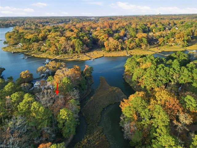 644 Piney Point RD, Virginia Beach, VA 23452