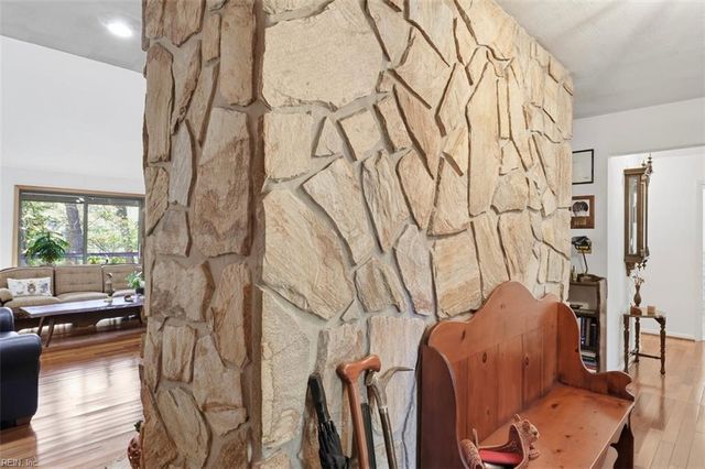 644 Piney Point RD, Virginia Beach, VA 23452