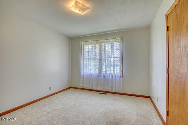 426 South Johnson Road, Rogersville, TN 37857