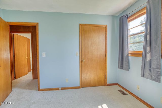 426 South Johnson Road, Rogersville, TN 37857