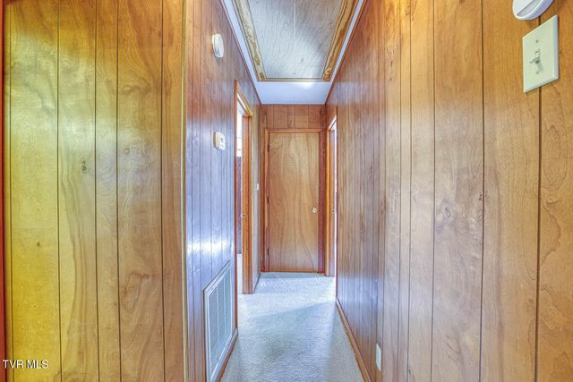426 South Johnson Road, Rogersville, TN 37857