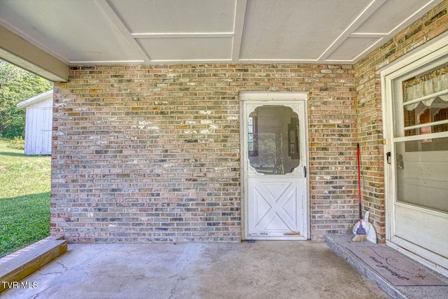 426 South Johnson Road, Rogersville, TN 37857