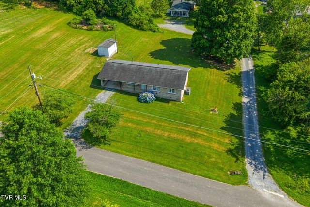 426 South Johnson Road, Rogersville, TN 37857