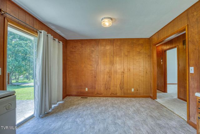 426 South Johnson Road, Rogersville, TN 37857