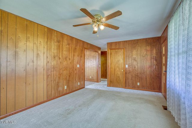 426 South Johnson Road, Rogersville, TN 37857