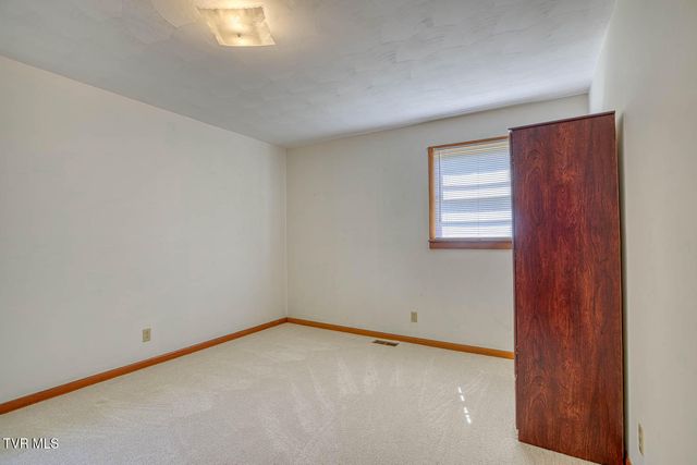 426 South Johnson Road, Rogersville, TN 37857