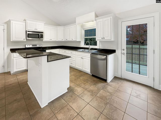 608 Briarcliffe W, Elgin, SC 29045