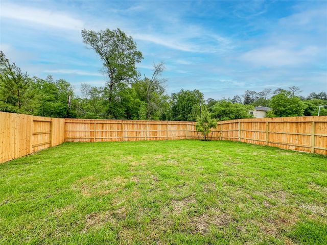 1515 Las Cuevas Drive, Conroe, TX 77301