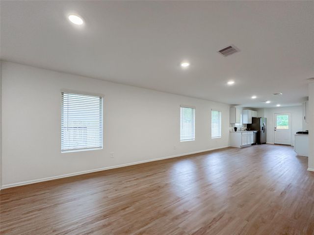 1515 Las Cuevas Drive, Conroe, TX 77301
