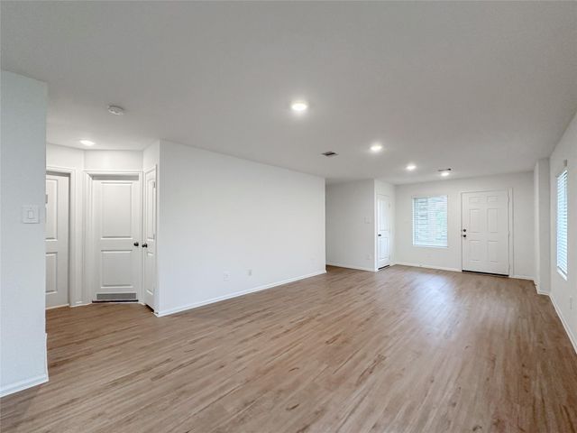 1515 Las Cuevas Drive, Conroe, TX 77301