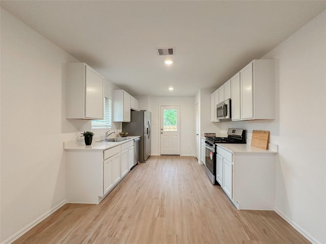 1515 Las Cuevas Drive, Conroe, TX 77301