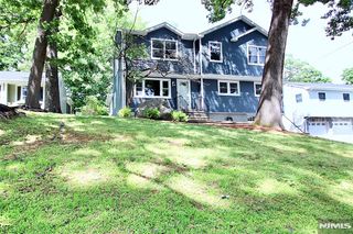 73 Oneida Avenue, Oakland, NJ 07436