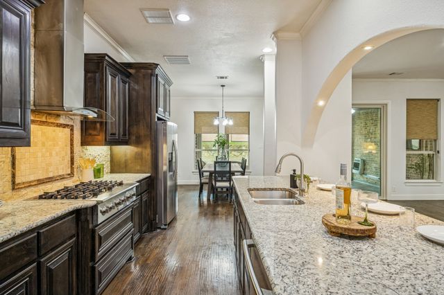 5717 Naples Drive, Flower Mound, TX 75028