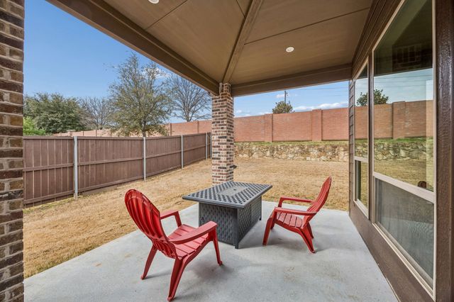 5717 Naples Drive, Flower Mound, TX 75028