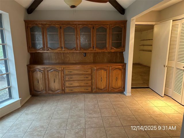 103 Red Bud Court, Oak Leaf, TX 75154