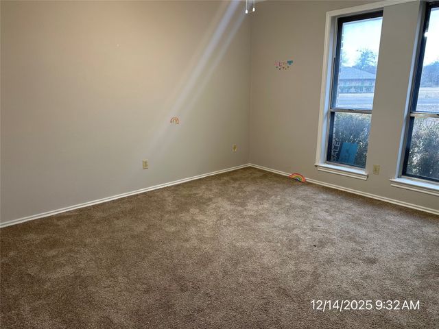 103 Red Bud Court, Oak Leaf, TX 75154