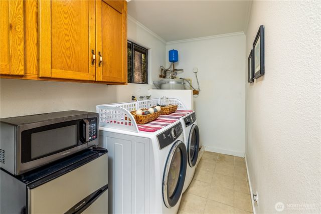 19305 196th Avenue NE, Woodinville, WA 98077