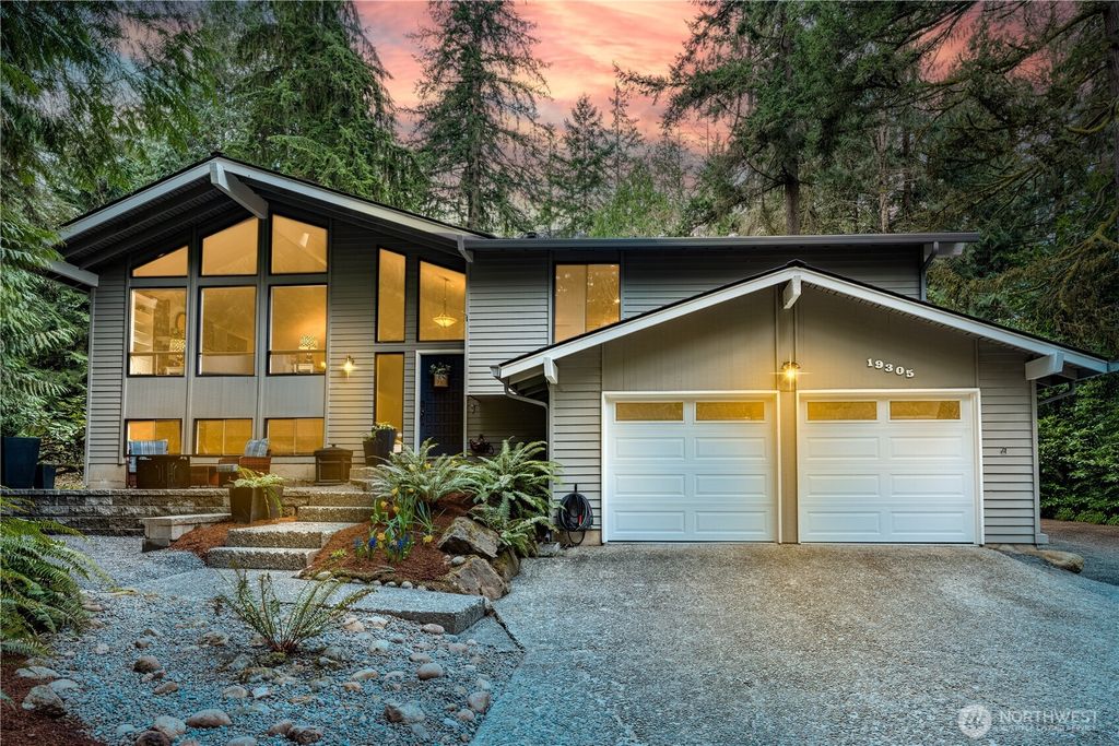 19305 196th Avenue NE, Woodinville, WA 98077