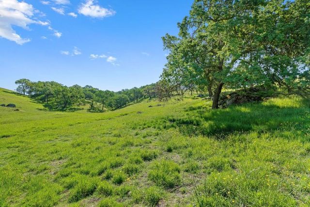 0 W San Martin Avenue, San Martin, CA 95046